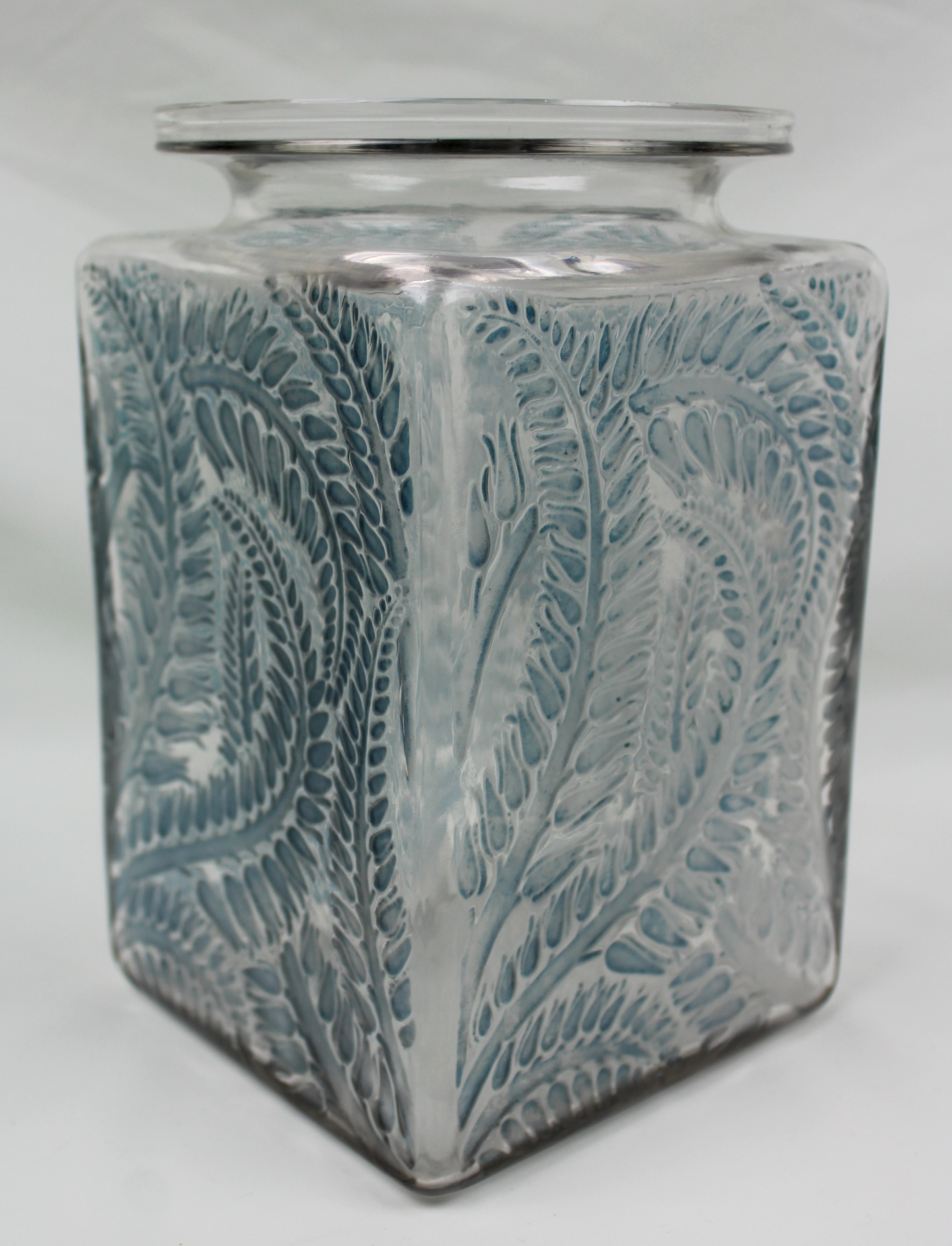 René Lalique 'Myrrhis' Vase