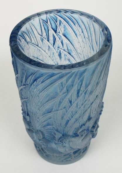 René Lalique Coqs Et Plumes Vase