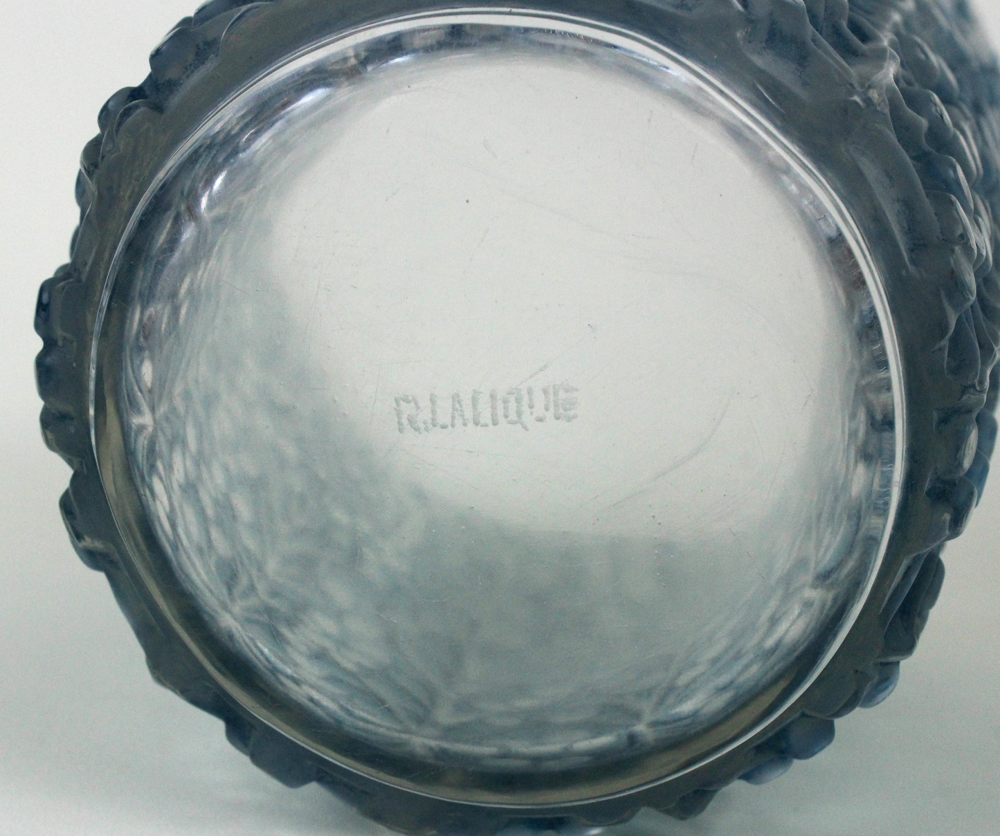 René Lalique Saint Tropez Glass Vase